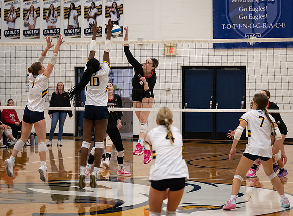 Centennial vs Totino-Grace Girls Varsity Volleyball 183