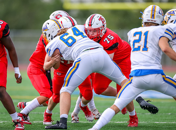 Centennial vs STMA JV Football 112