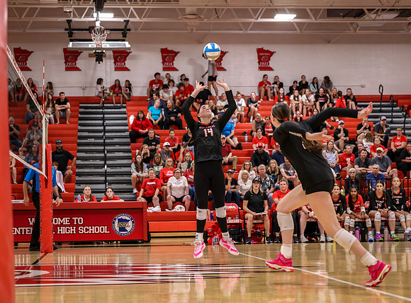 Centennial vs Mounds View Girls Varsity Volleyball 103