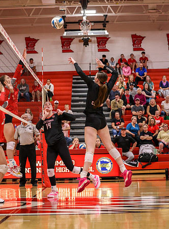 Centennial vs Duluth East Varsity Volleyball 215