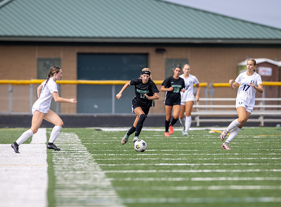 Mounds View vs Blaine Varsity Soccer 215