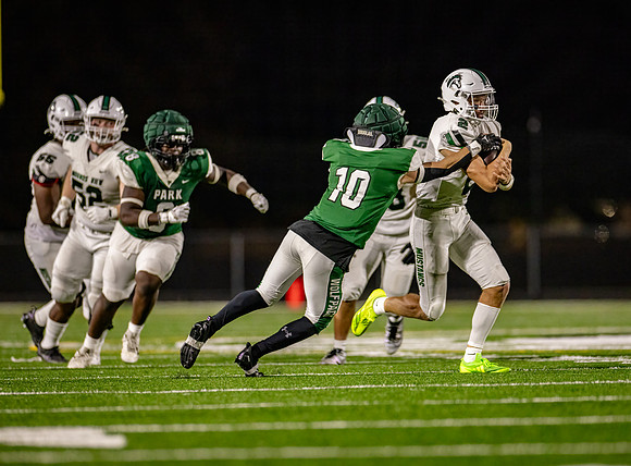 Mounds View vs Park Football 188