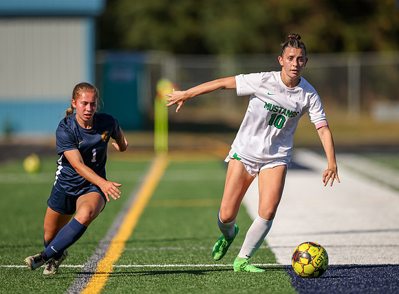 Mounds View vs Mahtomedi Girls Varisty Soccer 165