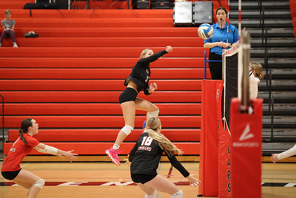 Centennial vs Coon Rapids Girls Varsity Volleyball 175