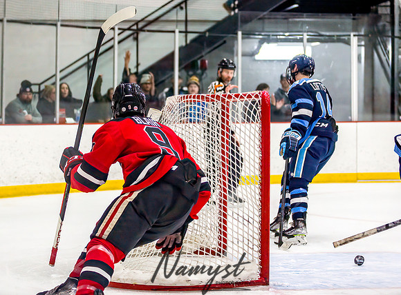 Centennial vs Blaine Varsity Hockey 370