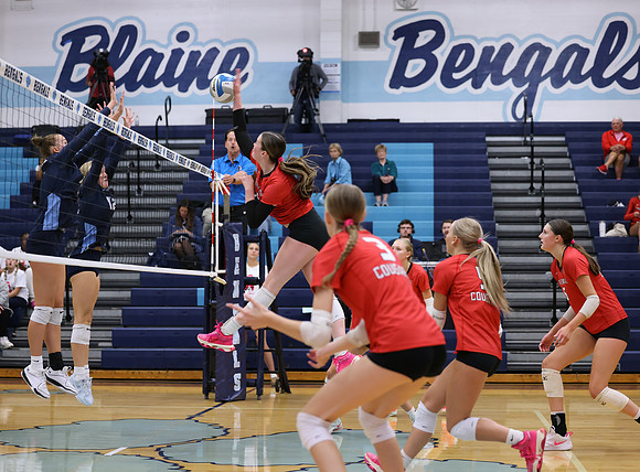 Centennial vs Blaine Girls Varsity Volleyball 138
