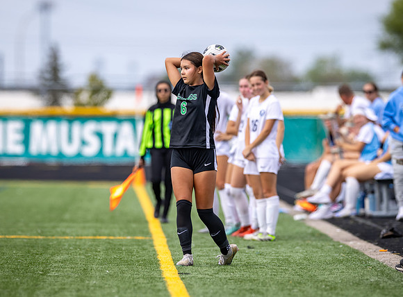 Mounds View vs Blaine Varsity Soccer 245