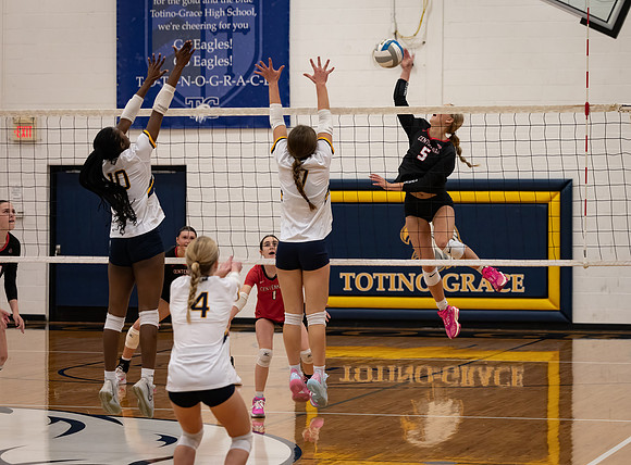 Centennial vs Totino-Grace Girls Varsity Volleyball 185