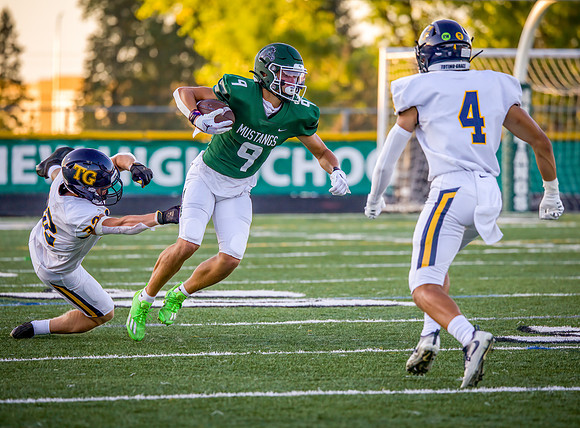 Mounds View vs Totino Grace Varsity Football 118