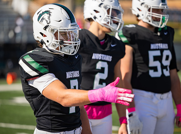 Mounds View vs STMA Varsity Football 15