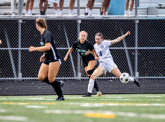 Mounds View vs Blaine Varsity Soccer 231