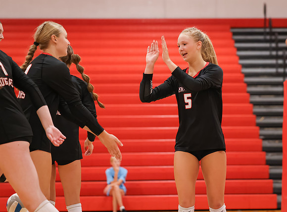 Centennial vs Osseo Girls Varsity Volleyball 93