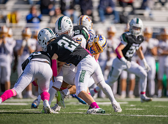 Mounds View vs STMA Varsity Football 56