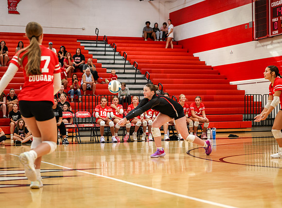 132 Centennial vs Cambridge-Isanti Girls 9A Volleyball