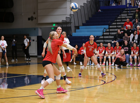 Centennial vs Blaine Girls Varsity Volleyball 253