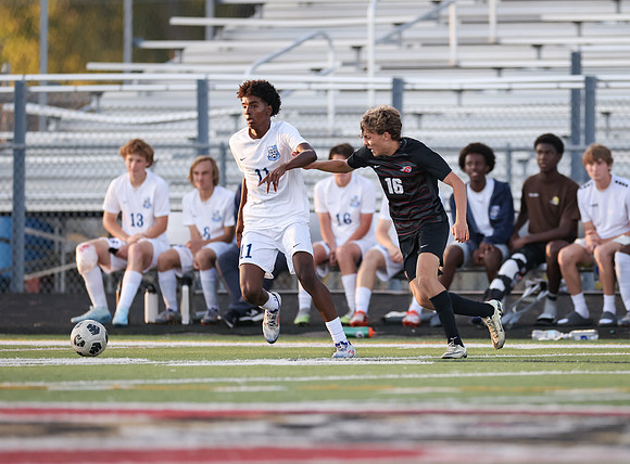 Centennial vs Blaine Varsity Soccer 65