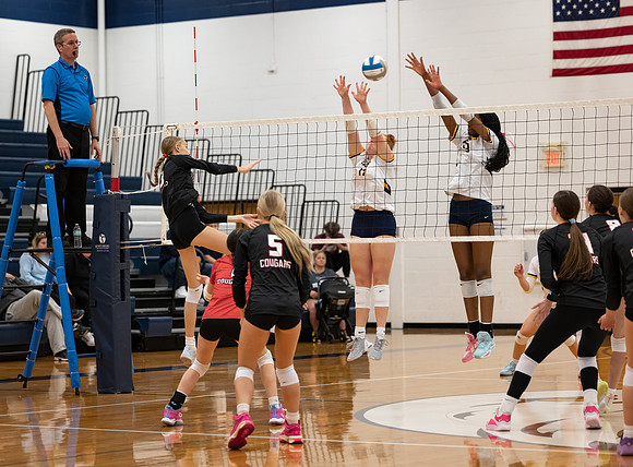 Centennial vs Totino-Grace Girls Varsity Volleyball 192