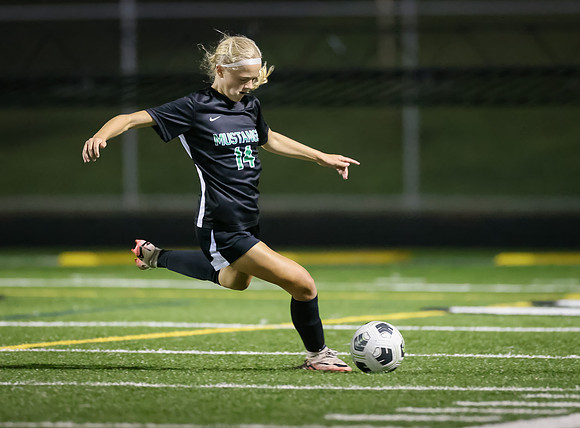 Mounds View vs Stillwater Varsity Soccer 137
