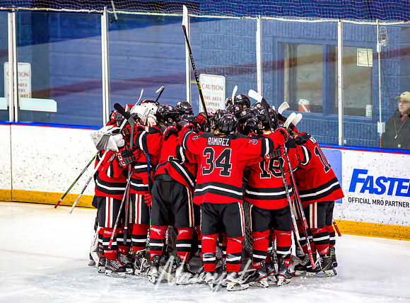 Centennial vs Maple Grove Varsity Hockey 030