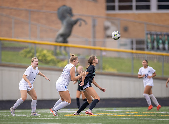 Mounds View vs Blaine Varsity Soccer 259