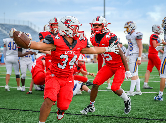 Centennial vs STMA JV Football 47