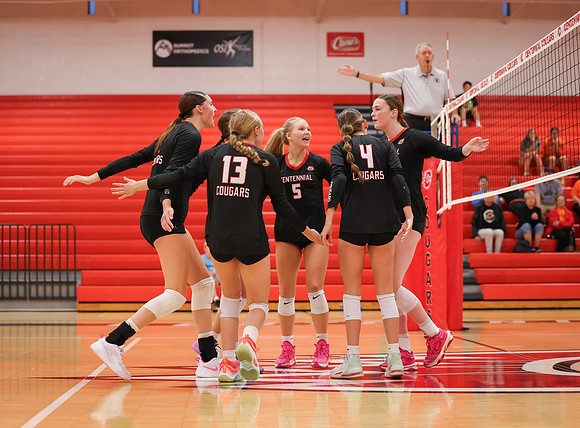 Centennial vs Osseo Girls Varsity Volleyball 89