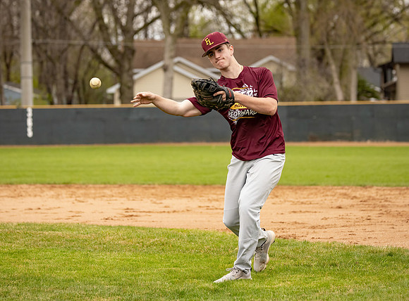 Forest Lake vs Duluth East Varsity Baseball 115