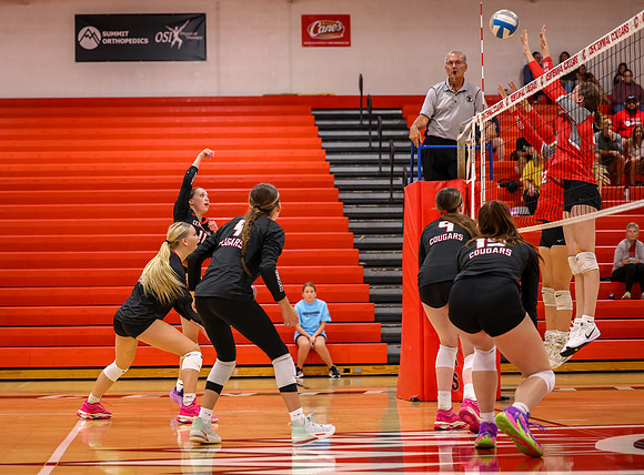 Centennial vs Duluth East Varsity Volleyball 115