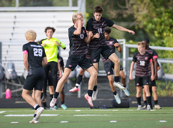 Centennial vs Osseo Varsity Soccer 3