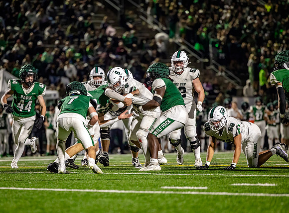 Mounds View vs Park Football 235