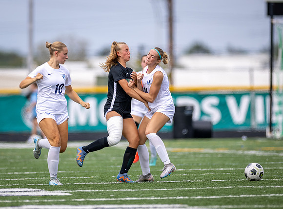 Mounds View vs Blaine Varsity Soccer 178
