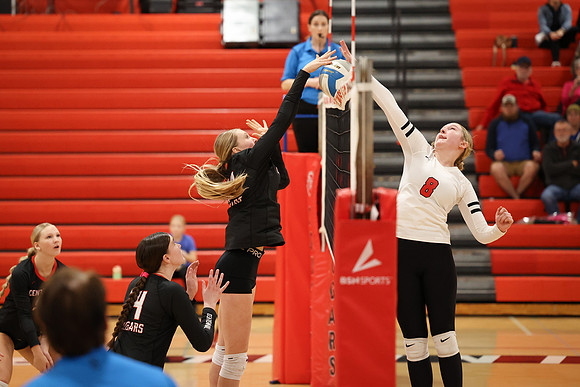 Centennial vs Coon Rapids Girls Varsity Volleyball 169
