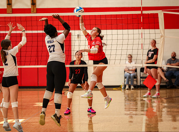181 Centennial vs Hopkins Girls 9B Volleyball