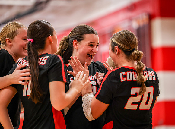 1529 Centennial vs Hopkins Girls B Volleyball
