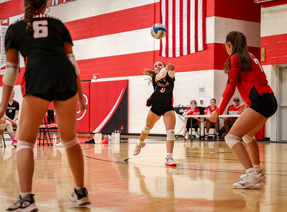 1586 Centennial vs Hopkins Girls B Volleyball