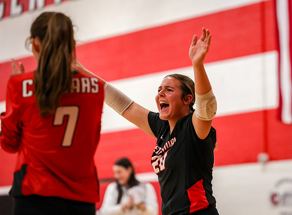 1916 Centennial vs Hopkins Girls B Volleyball