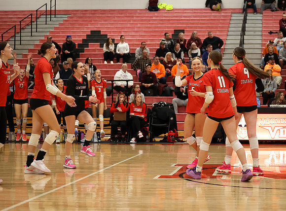 Centennial vs Anoka Girls Varsity Volleyball 185