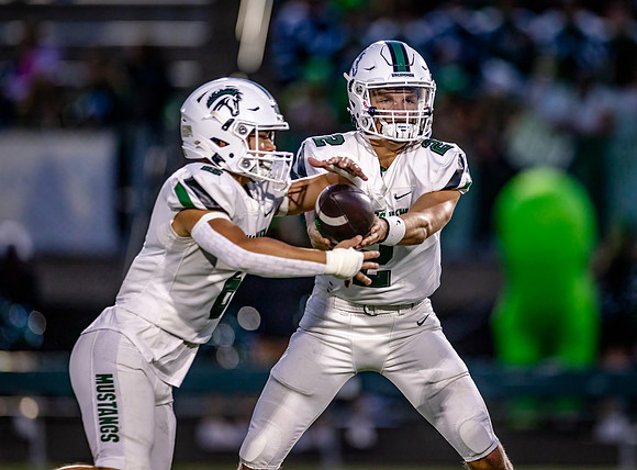 Mounds View vs Park Football 16