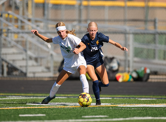 Mounds View vs Mahtomedi Girls Varisty Soccer 82