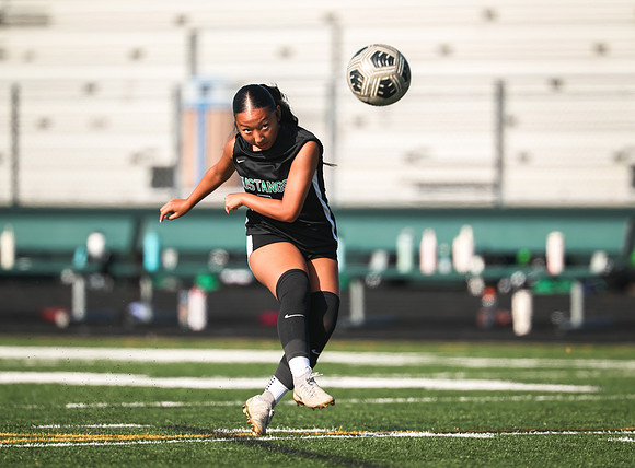 025 Mounds View vs Prior Lake Varsity Soccer