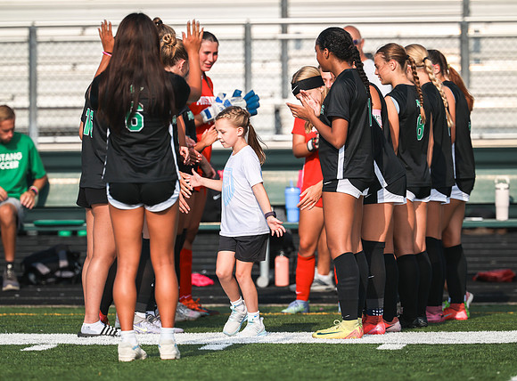 030 Mounds View vs Prior Lake Varsity Soccer