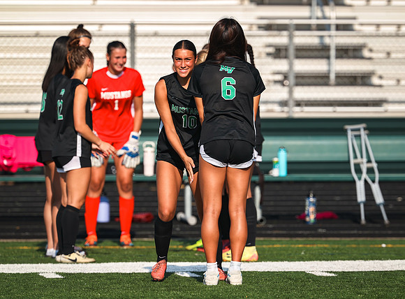 050 Mounds View vs Prior Lake Varsity Soccer