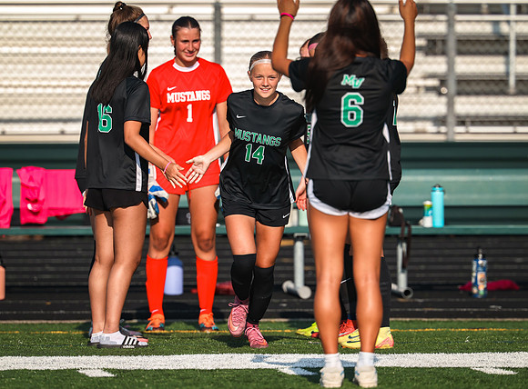 055 Mounds View vs Prior Lake Varsity Soccer