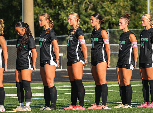 073 Mounds View vs Prior Lake Varsity Soccer