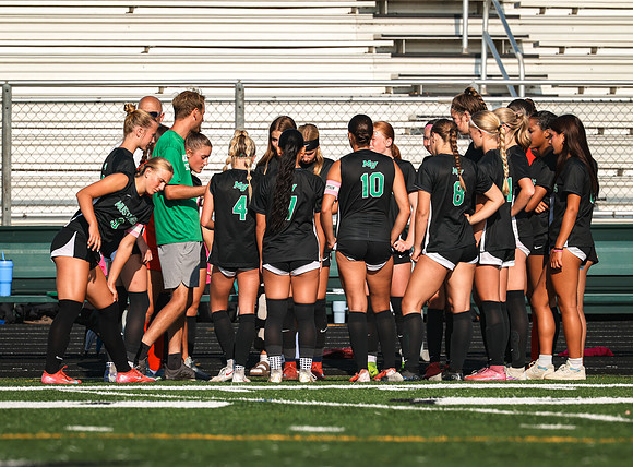 081 Mounds View vs Prior Lake Varsity Soccer
