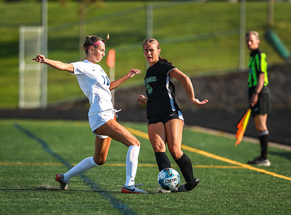 093 Mounds View vs Prior Lake Varsity Soccer