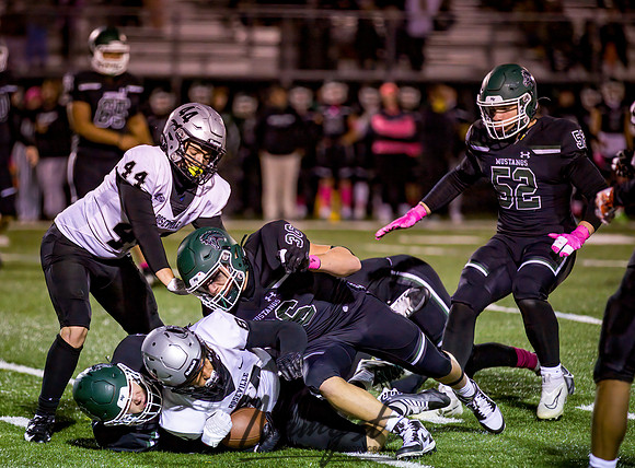 Mounds View vs Roseville Football 216