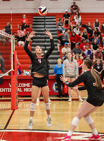 Centennial vs Coon Rapids Girls Varsity Volleyball 2