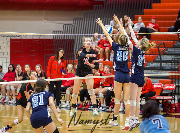 Centennial vs Blaine Varsity Volleyball 170