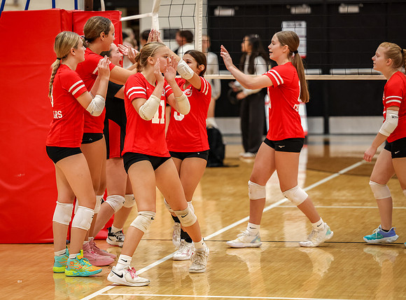 1150 Centennial vs Roseville Girls A Volleyball